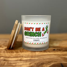 Load image into Gallery viewer, &quot;Don&#39;t be a Grinch&quot; Peppermint Bark Candle